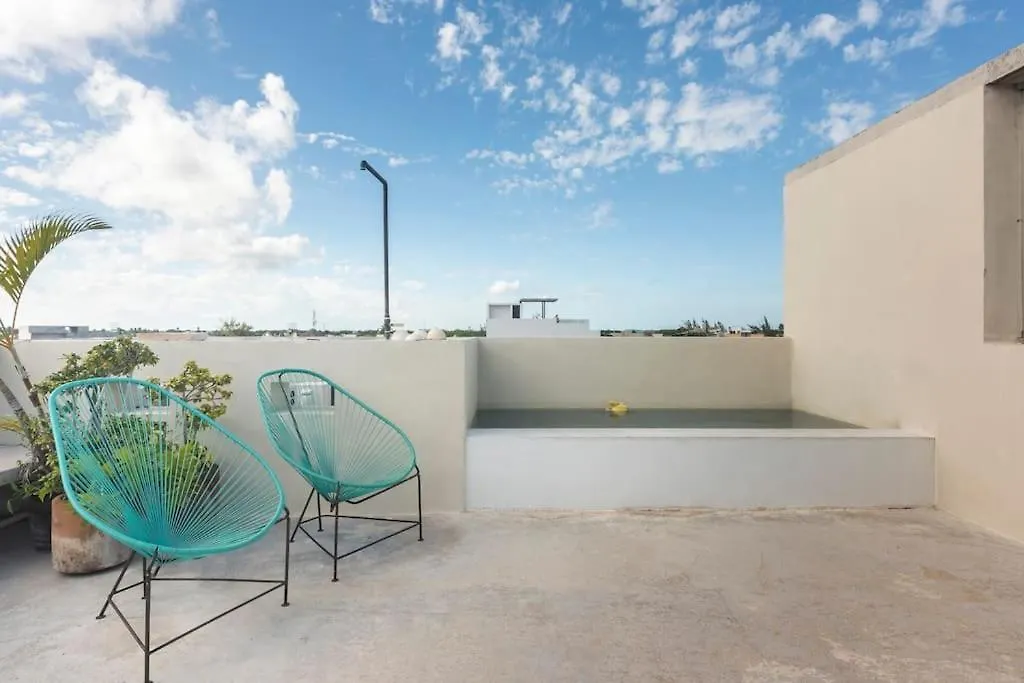 Cool Loft Rooftop Pool, Great Views 칸쿤 아파트